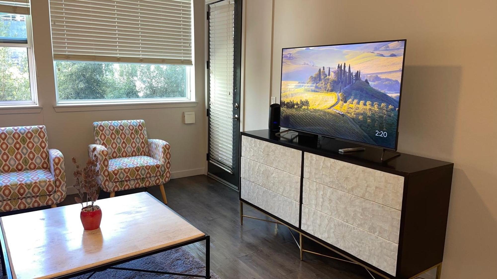 Luxury Designed 2 Bedrooms Part Hotel In Woodland Hills Ca Лос-Анджелес Экстерьер фото